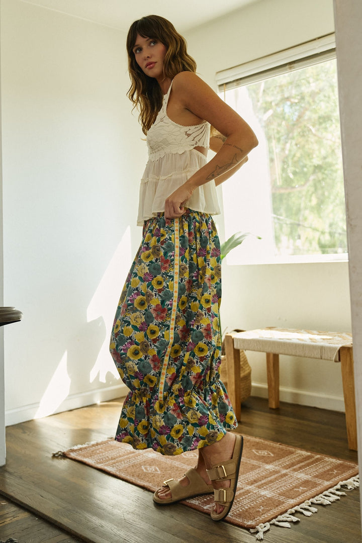 Painted Bloom Ruffle Balloon Pants in Green - Women's Wholesale Casual Pants | Trend Notes