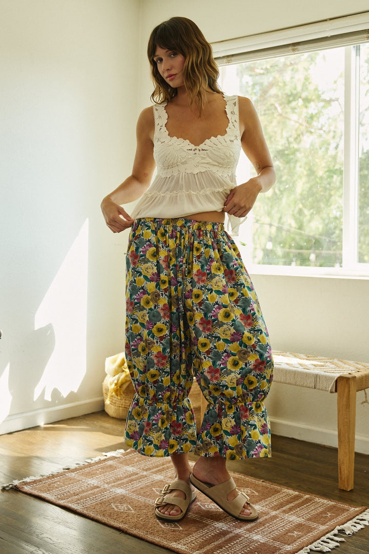 Painted Bloom Ruffle Balloon Pants in Green - Women's Wholesale Casual Pants | Trend Notes
