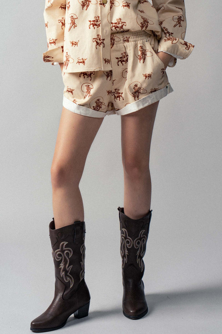 Rodeo Roundup Cuffed Shorts in Ivory - Women's Wholesale Shorts | Trend Notes