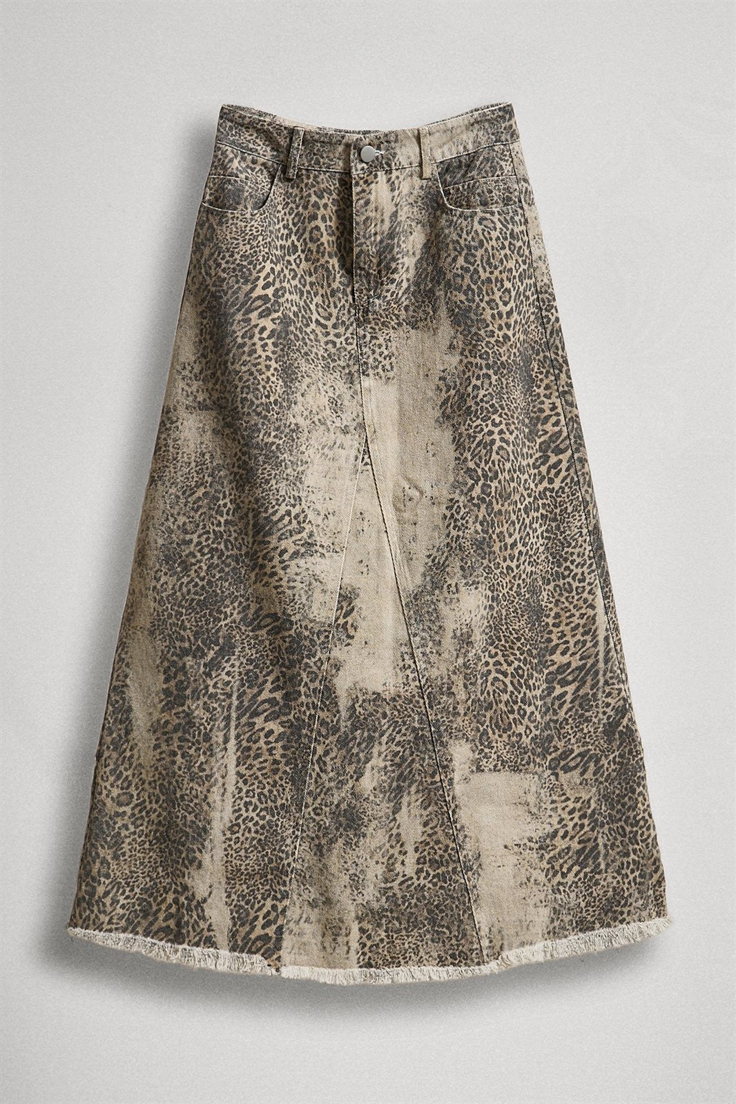 Leopard Print Vintage Wash Denim Maxi Skirt with Frayed Hem in Leopard - Women's Wholesale Skirts | Trend Notes