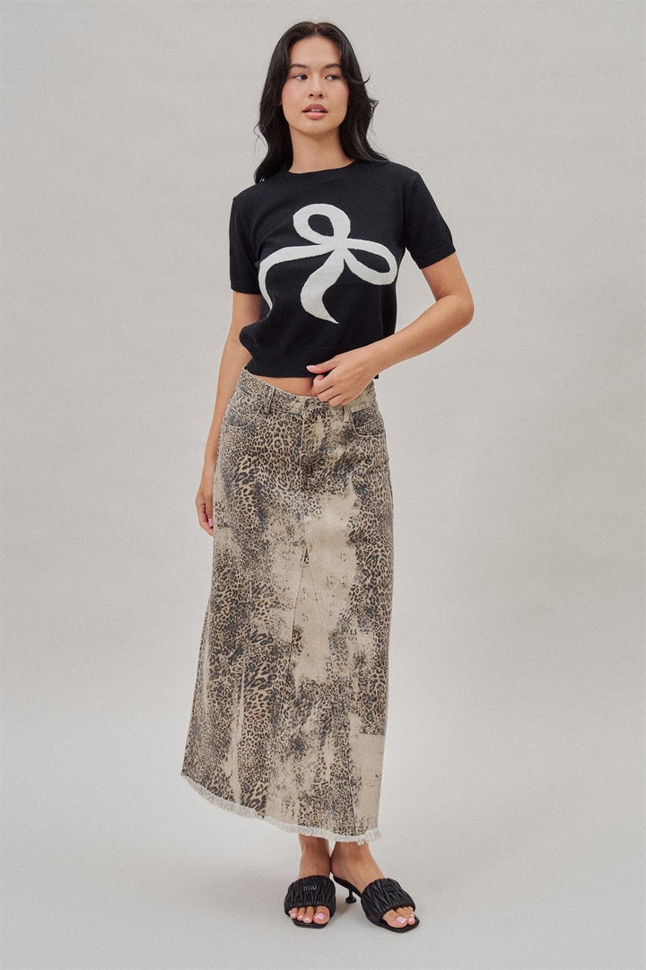Leopard Print Vintage Wash Denim Maxi Skirt with Frayed Hem in Leopard - Women's Wholesale Skirts | Trend Notes