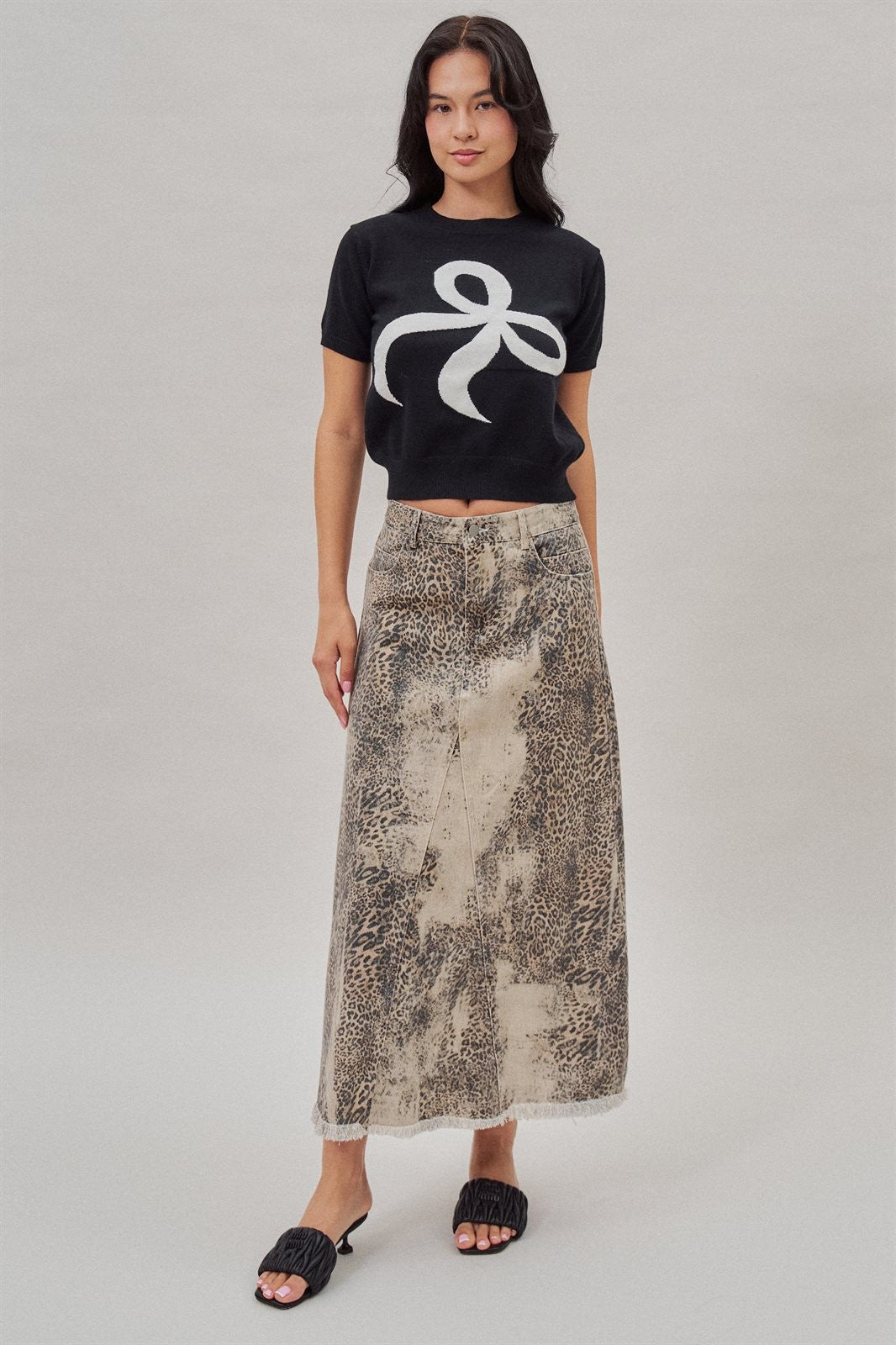 Leopard Print Vintage Wash Denim Maxi Skirt with Frayed Hem in Leopard - Women's Wholesale Skirts | Trend Notes