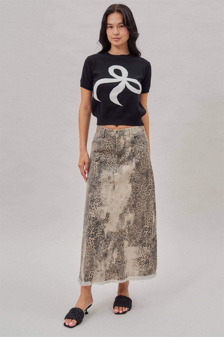 Leopard Print Vintage Wash Denim Maxi Skirt with Frayed Hem in Leopard - Women's Wholesale Skirts | Trend Notes