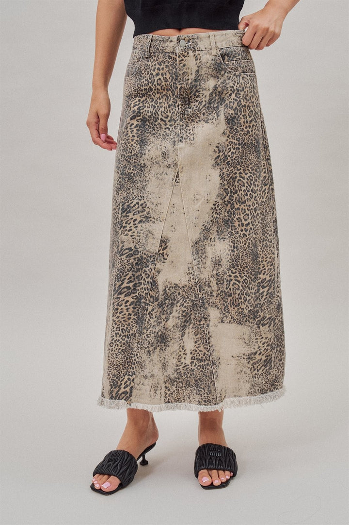 Leopard Print Vintage Wash Denim Maxi Skirt with Frayed Hem in Leopard - Women's Wholesale Skirts | Trend Notes