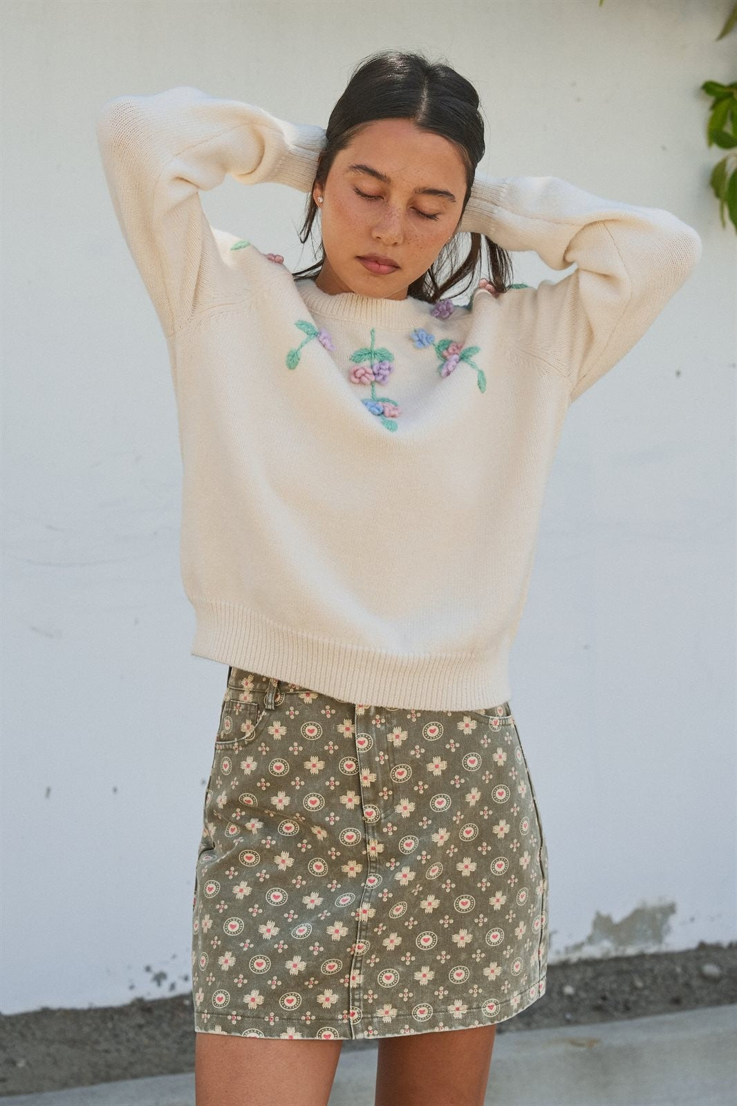 Folk Heart Print Vintage Mini Skirt in Olive Green - Women's Wholesale Skirts | Trend Notes