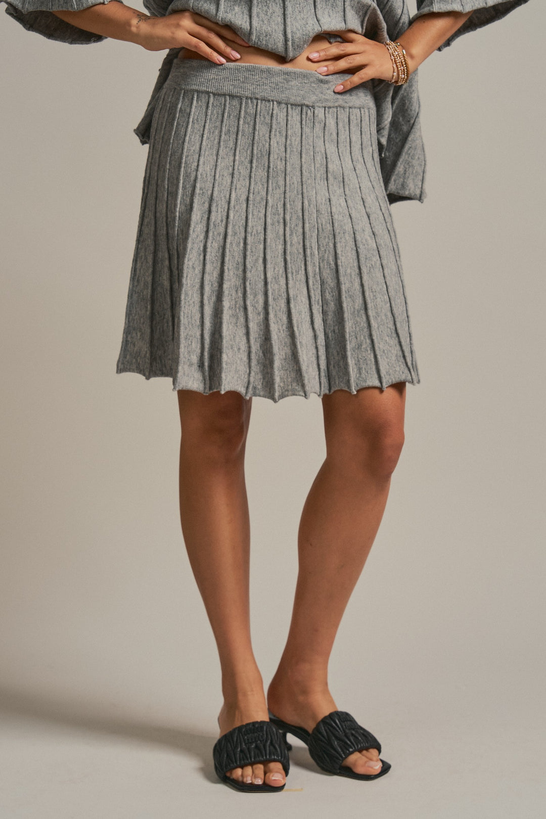 Pleated Knit Flowy Mini Skirt in Grey - Women's Wholesale Maxi Skirts | Trend Notes