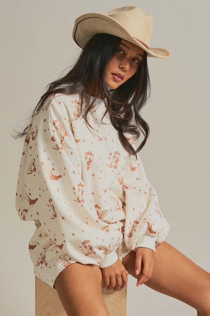 Western Cowboy Print Sweatshirt and Shorts Set in Cream - Women's Wholesale Sets | Trend Notes