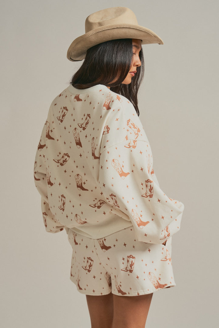 Western Cowboy Print Sweatshirt and Shorts Set in Cream - Women's Wholesale Sets | Trend Notes