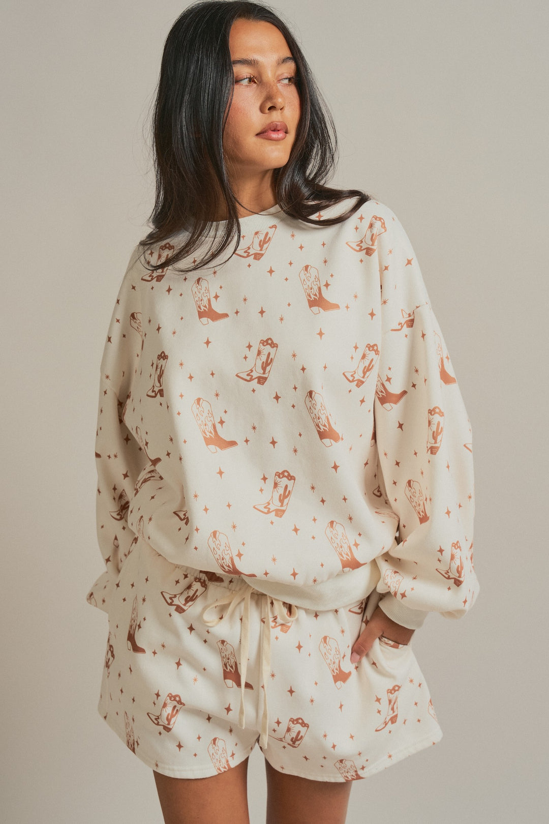 Western Cowboy Print Sweatshirt and Shorts Set in Cream - Women's Wholesale Sets | Trend Notes