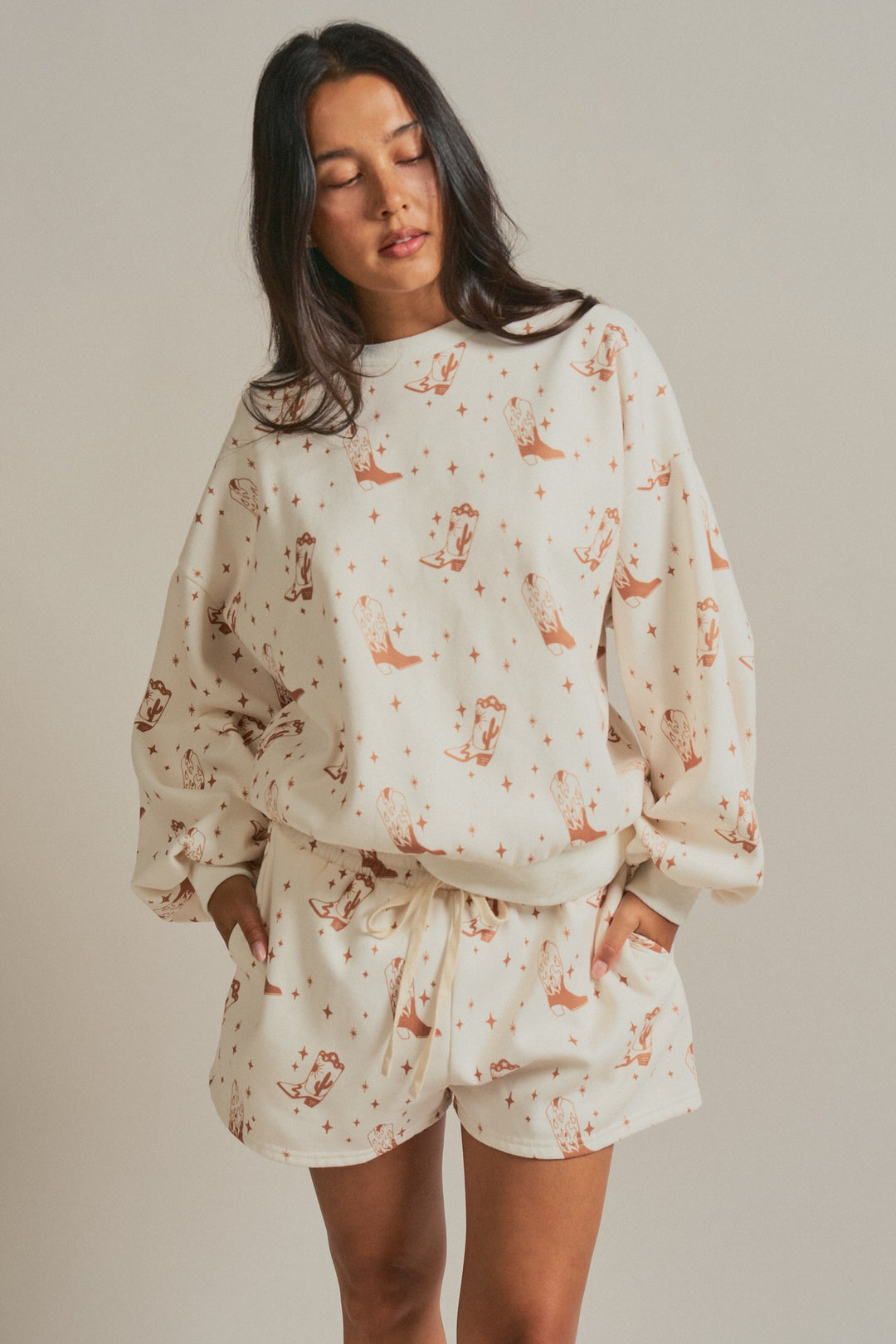 Western Cowboy Print Sweatshirt and Shorts Set in Cream - Women's Wholesale Sets | Trend Notes