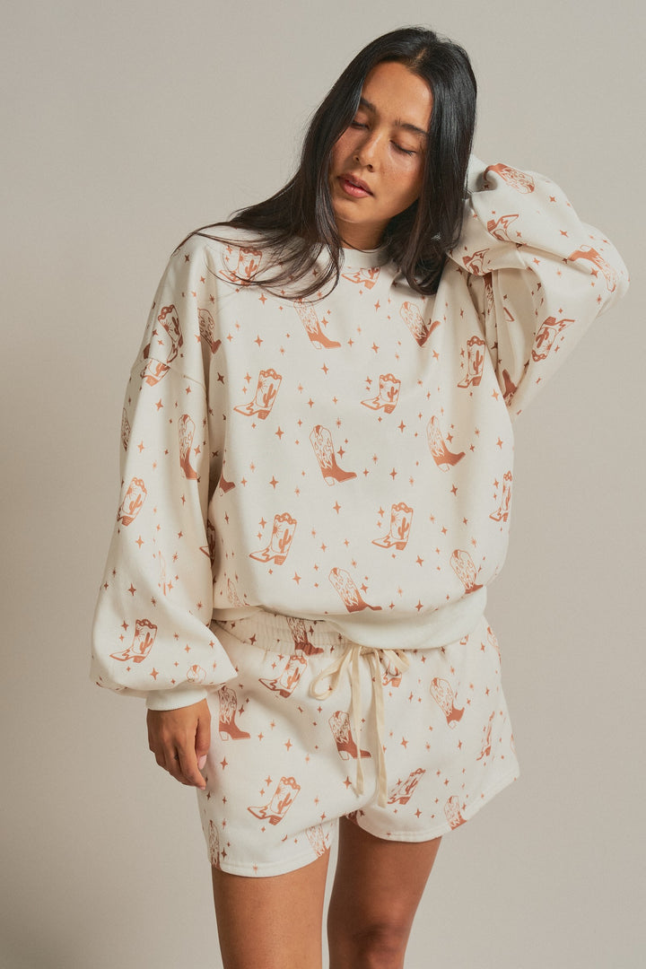 Western Cowboy Print Sweatshirt and Shorts Set in Cream - Women's Wholesale Sets | Trend Notes