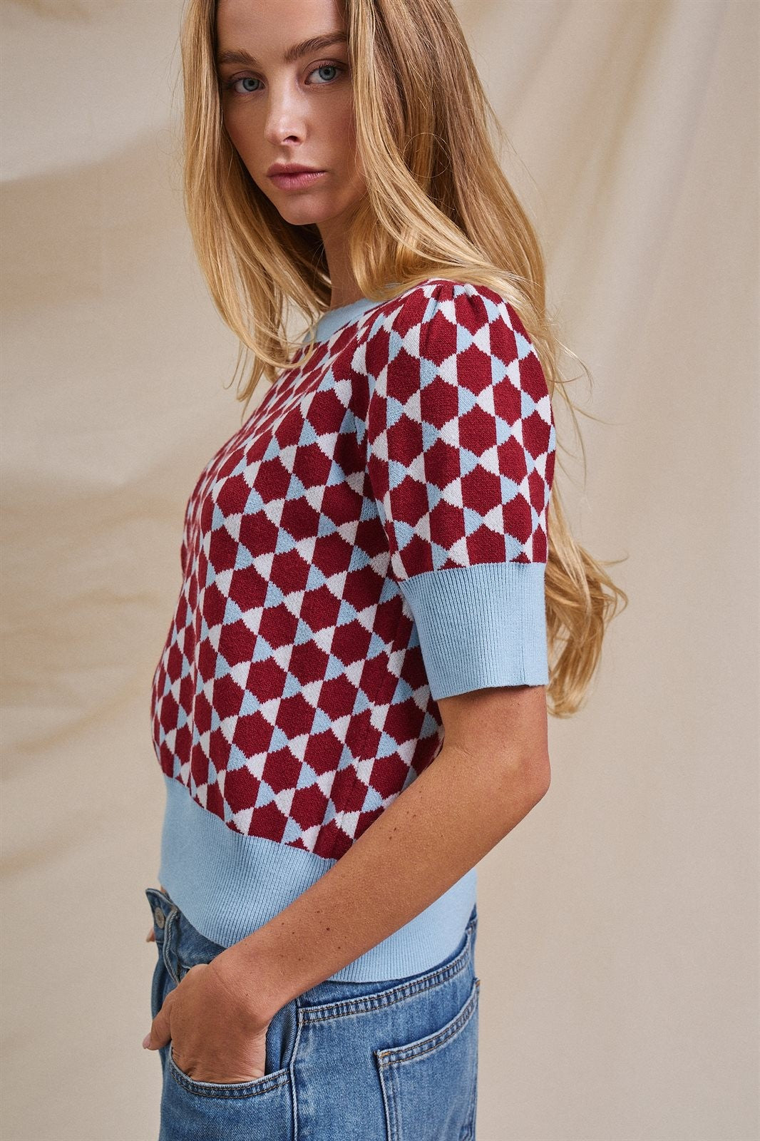 Vintage Diamond Contrast Knit Short Sleeve Sweater in Burgundy - Women's Wholesale Sweaters | Trend Notes