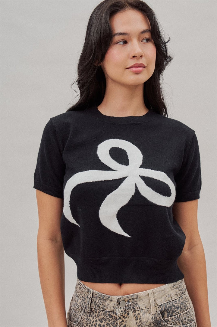 Bow Intarsia Short Sleeve Sweater Knit Tee in Black - Women's Wholesale Sweaters | Trend Notes
