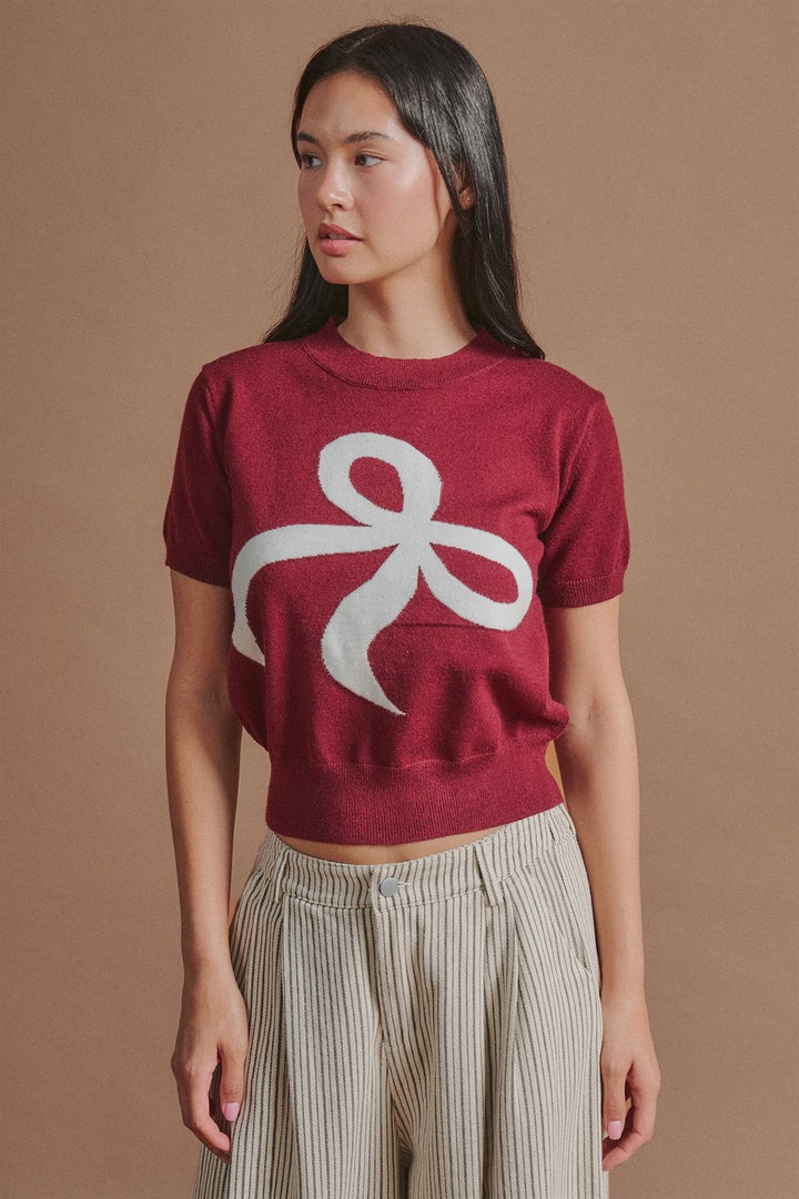 Bow Intarsia Short Sleeve Sweater Knit Tee in Burgundy - Women's Wholesale Sweaters | Trend Notes