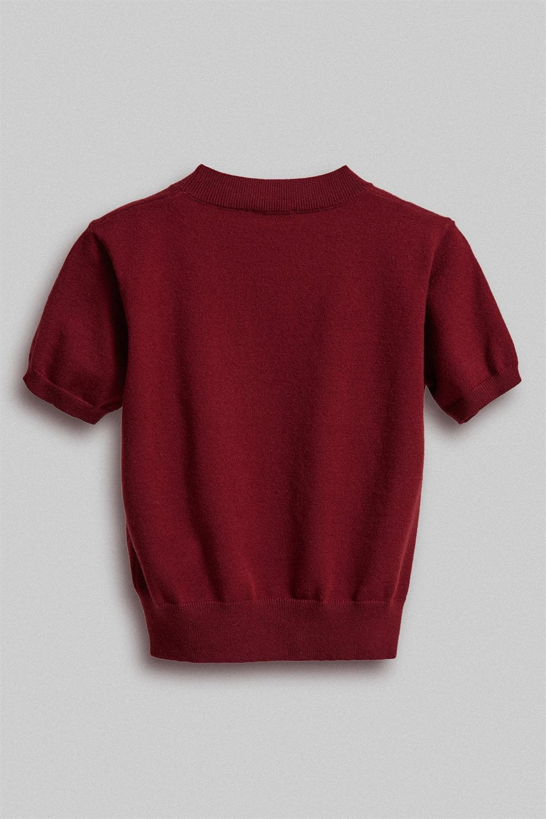 Bow Intarsia Short Sleeve Sweater Knit Tee in Burgundy - Women's Wholesale Sweaters | Trend Notes
