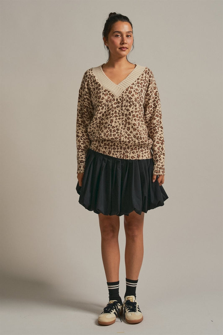 Leopard Print V-Neck Knit Sweater in Leopard - Women's Wholesale Sweaters | Trend Notes