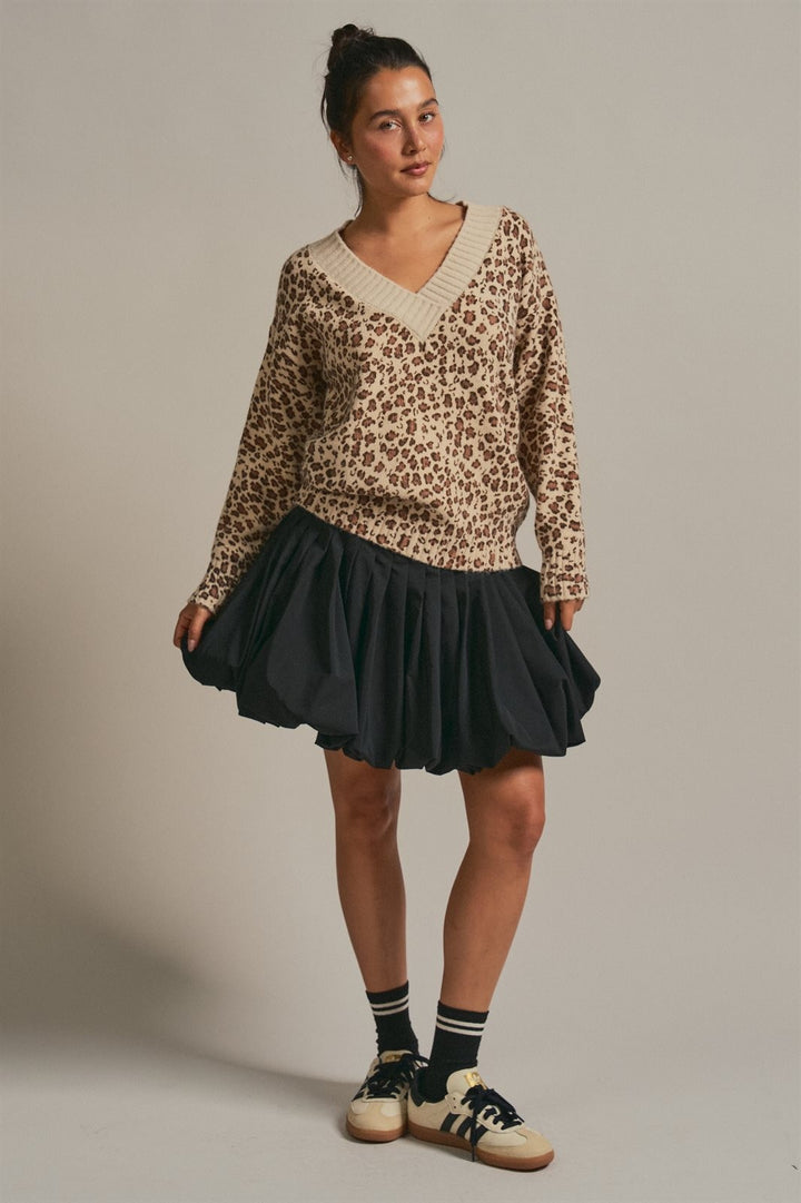 Leopard Print V-Neck Knit Sweater in Leopard - Women's Wholesale Sweaters | Trend Notes