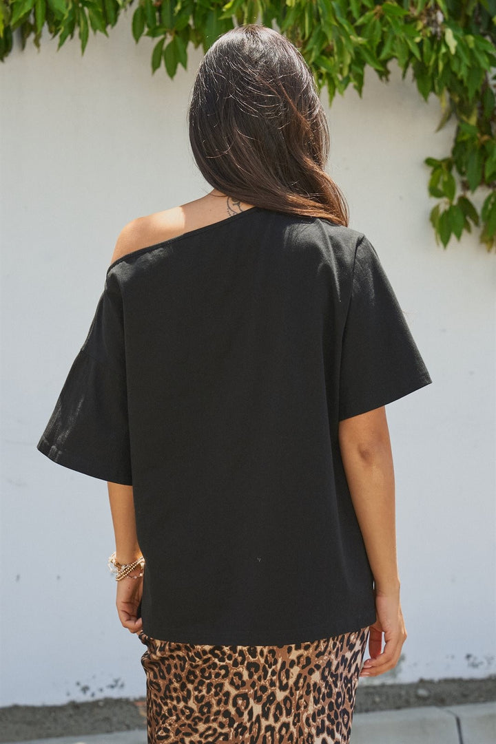 One Shoulder Short Sleeve Top in Black - Women's Wholesale Fashion | Trend Notes