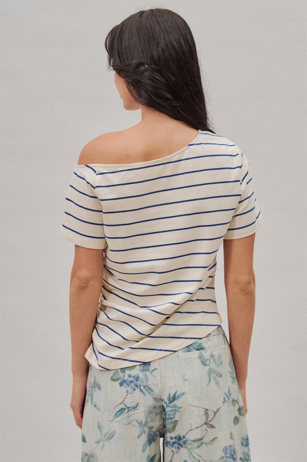 Striped Asymmetric Off Shoulder Ruched Side Cotton Tee in Ivory - Women's Wholesale T-Shirts & Polos | Trend Notes