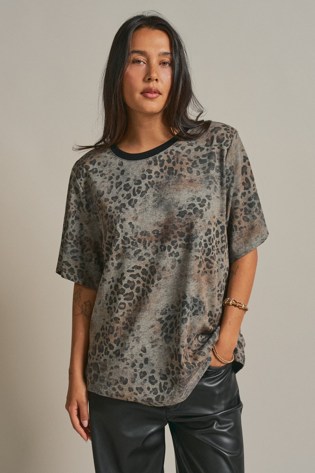 Leopard Animal Print Oversized Tee Y2K Western 90s for Women in Leopard - Women's Wholesale Fashion | Trend Notes